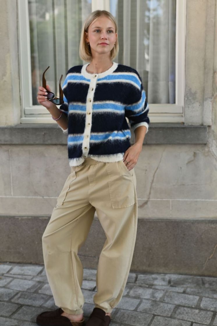  PALEKHAKI