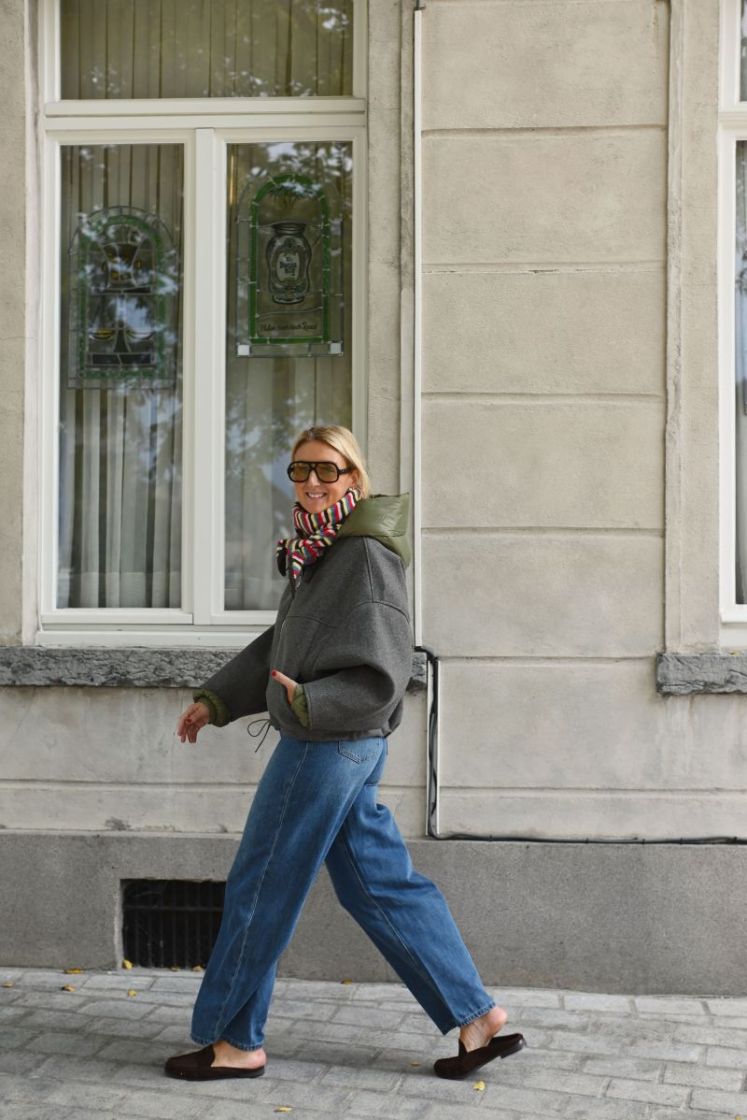  KHAKI