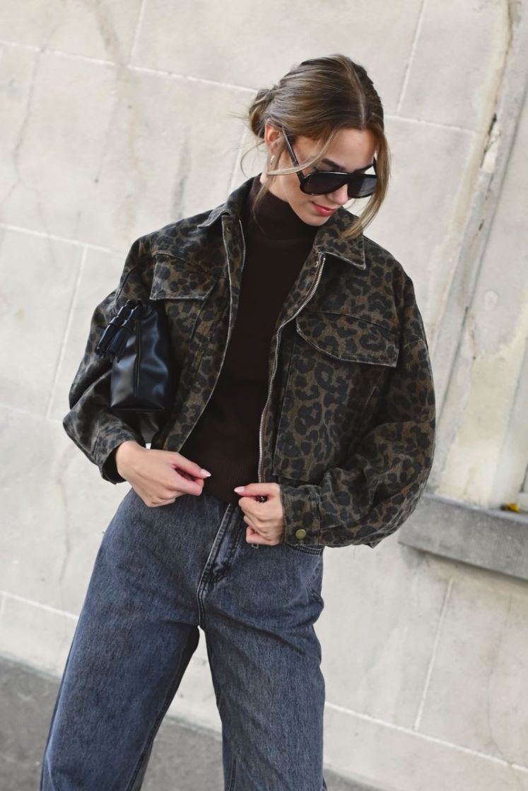 8260 BROWN LEOPARD